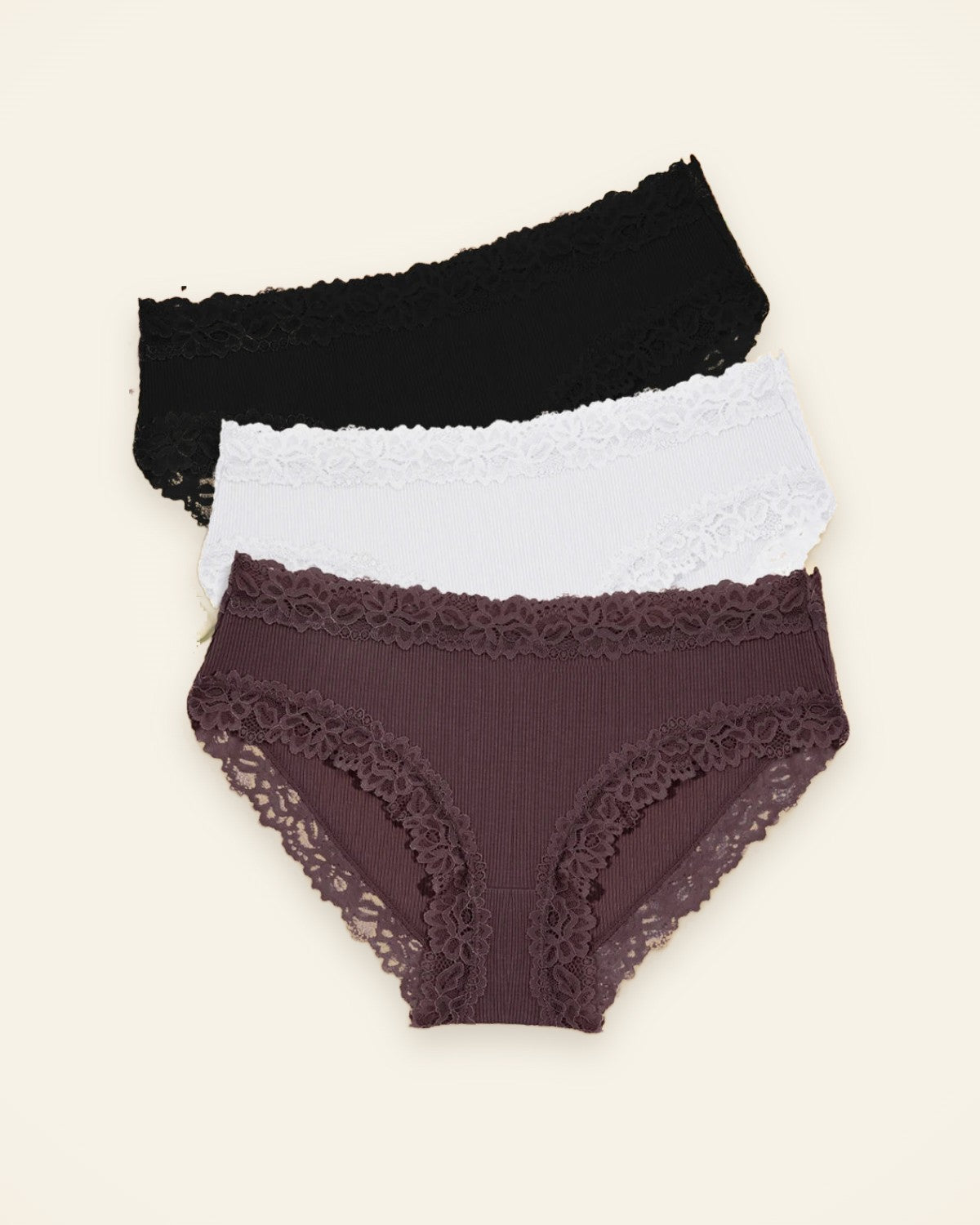 Carrera Romance™ pack de 3 braguitas: negro, blanco y chocolate