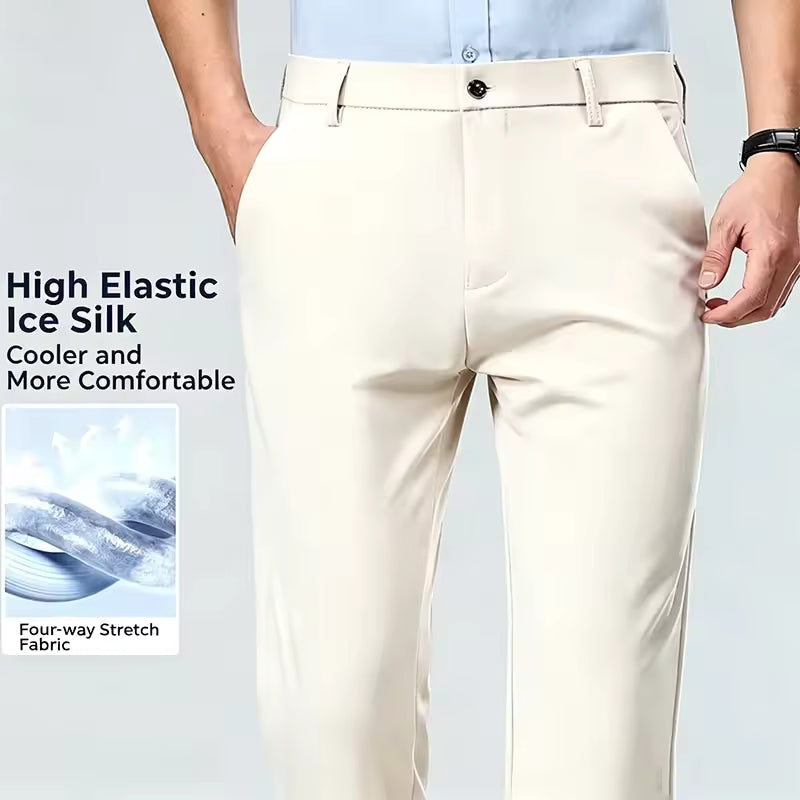 Carrera Versátil, pantalón de corte recto en blanco crema